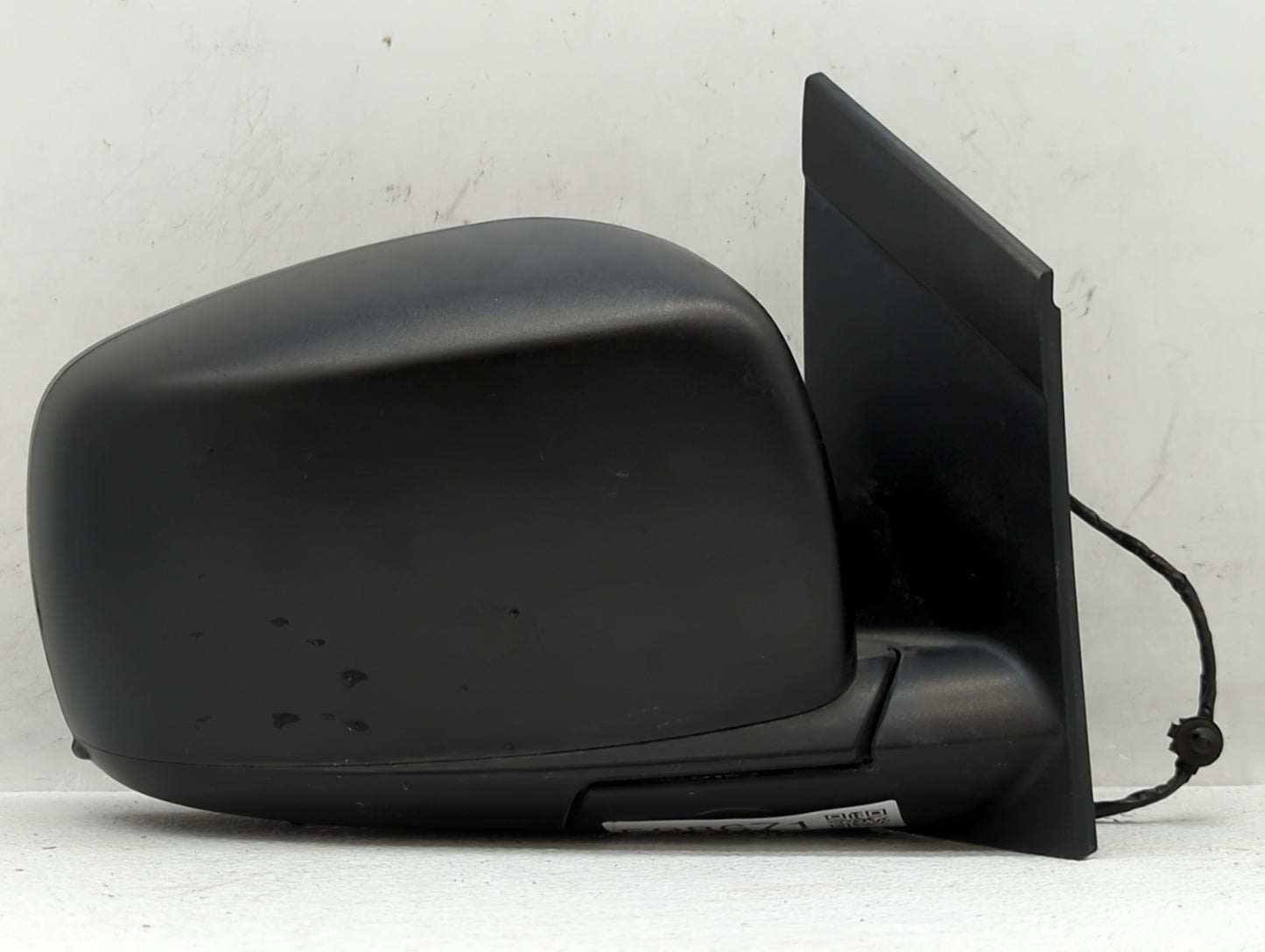 2009 Dodge Caravan Passenger Side View Mirror - Right Door Mirror OEM Used - Oemusedautoparts1.com