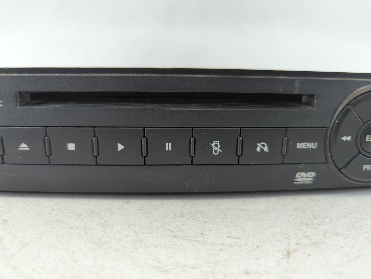 Dodge Caravan Am Fm Cd Player Radio Receiver - Oemusedautoparts1.com