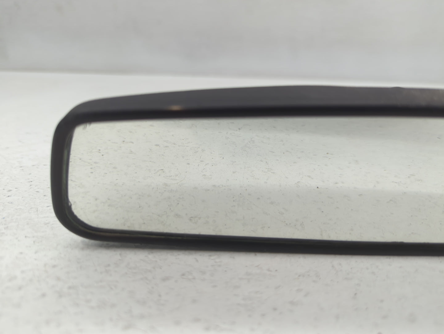 2009 Dodge Caravan Interior Rear View Mirror Replacement OEM P/N:IE8011083 Fits OEM Used Auto Parts - Oemusedautoparts1.com
