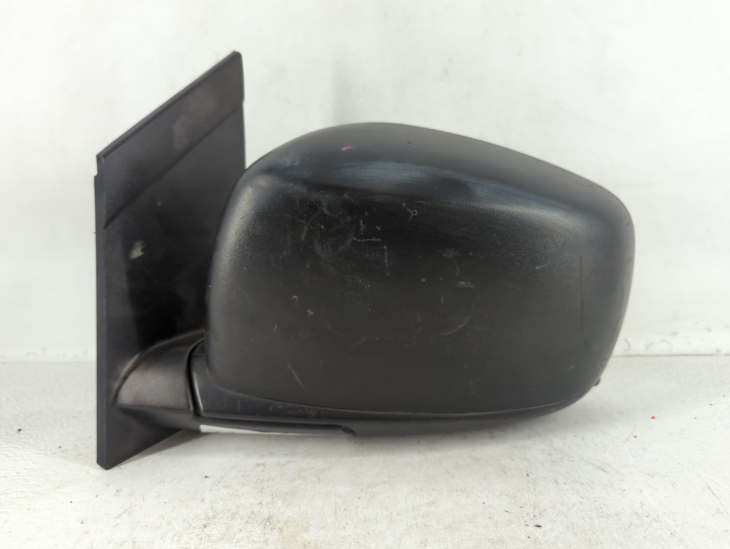 2009 Dodge Caravan Driver Side View Mirror - Left Door Mirror OEM Used - Oemusedautoparts1.com