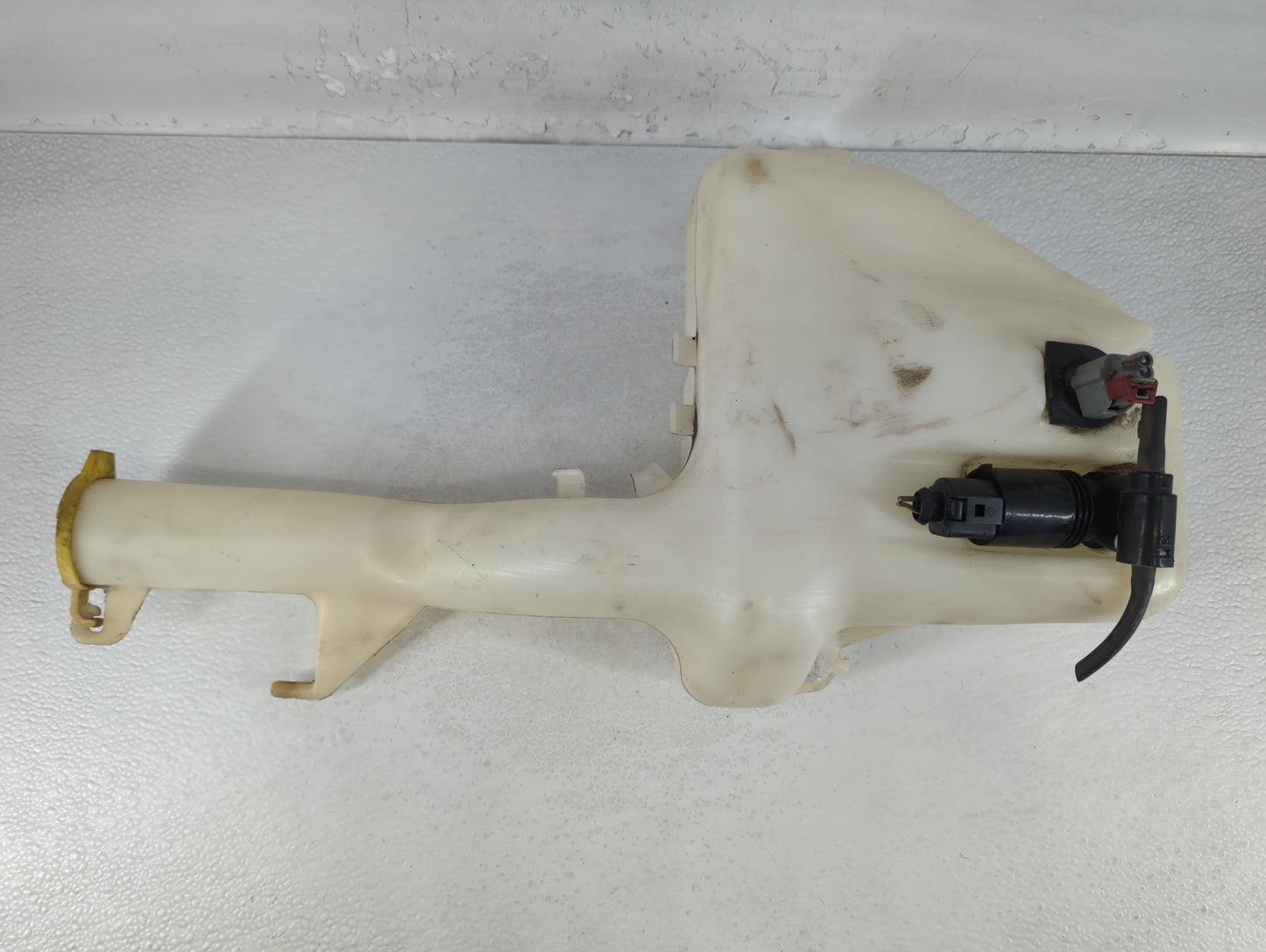 Dodge Caravan Windshield Washer Fluid Reservoir Bottle Oem - Oemusedautoparts1.com
