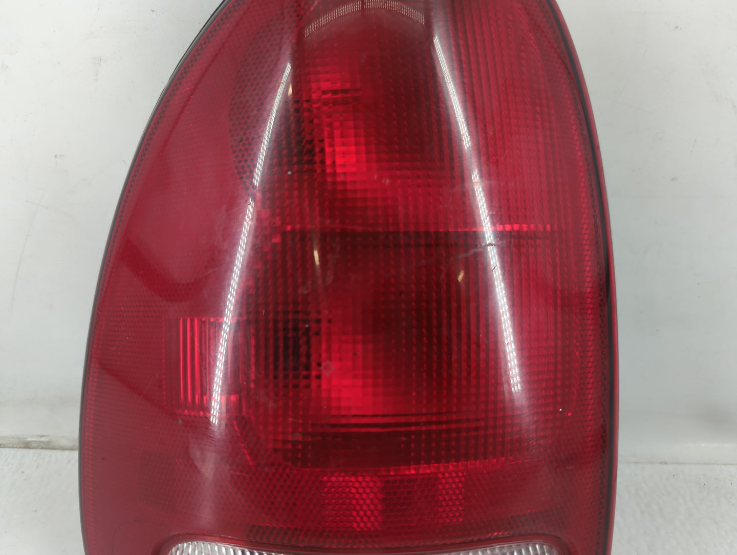 2009 Dodge Caravan Tail Light Assembly Driver Left OEM P/N:4576363 Fits Fits 2008 2010 OEM Used Auto Parts - Oemusedautopart