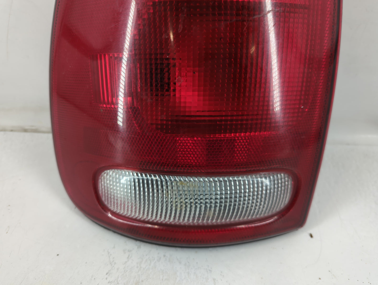 2009 Dodge Caravan Tail Light Assembly Driver Left OEM P/N:4576363 Fits Fits 2008 2010 OEM Used Auto Parts - Oemusedautopart