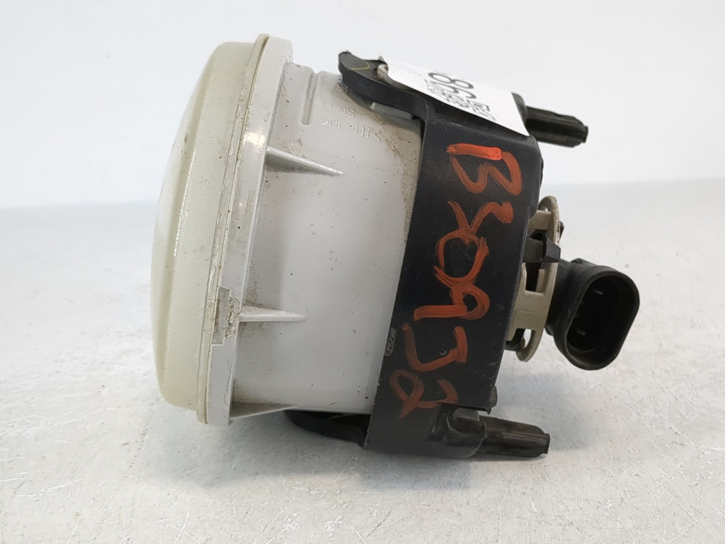 2008-2010 Dodge Challenger Passenger Right Oem Front Light Lamp - Oemusedautoparts1.com