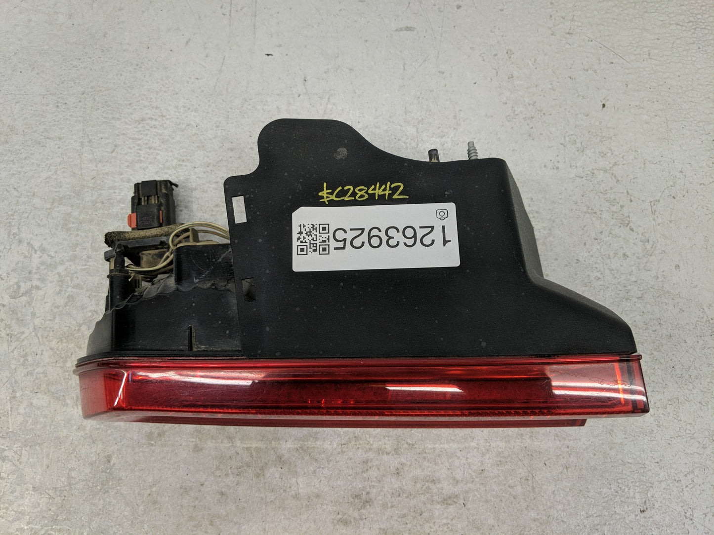 2008-2014 Dodge Challenger Tail Light Assembly Driver Left OEM Fits Fits 2008 2009 2010 2011 2012 2013 2014 OEM Used Auto Pa