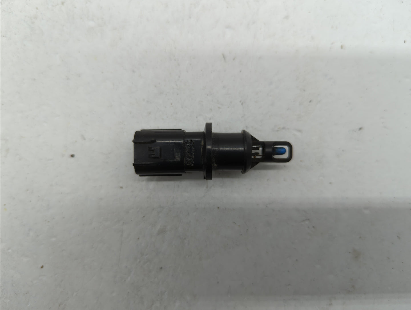 2009 Dodge Challenger Mass Air Flow Meter Maf - Oemusedautoparts1.com