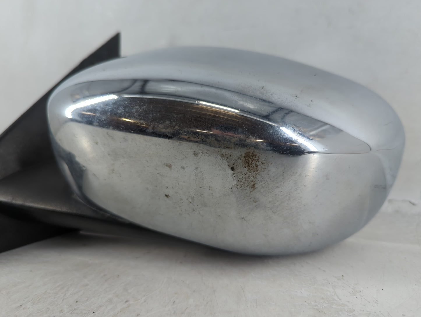 2006-2010 Dodge Charger Driver Side View Mirror - Left Door Mirror OEM Used - Oemusedautoparts1.com