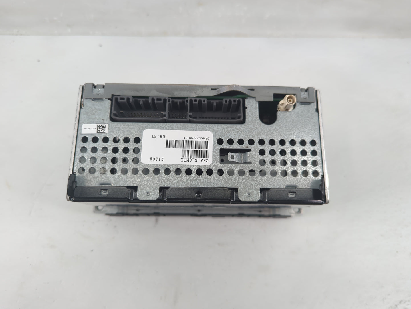 2008-2010 Dodge Charger Radio AM FM Cd Player Receiver Replacement P/N:P68021159AC Fits Fits 2008 2009 2010 OEM Used Auto Pa