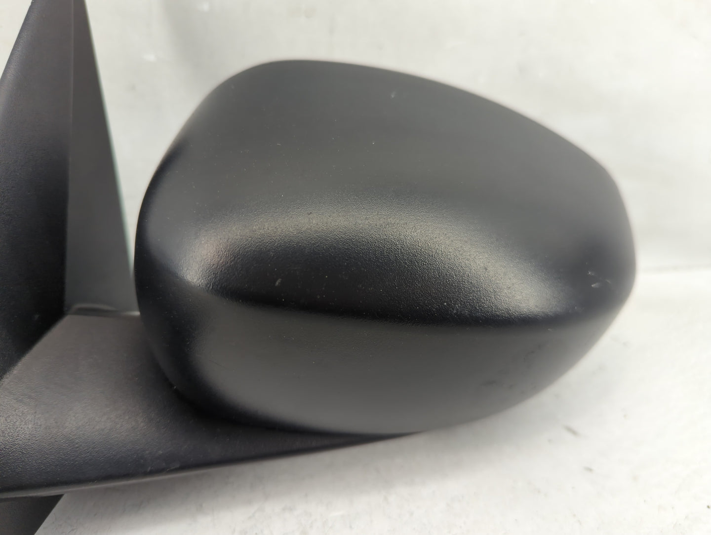 2006-2010 Dodge Charger Driver Side View Mirror - Left Door Mirror OEM Used - Oemusedautoparts1.com
