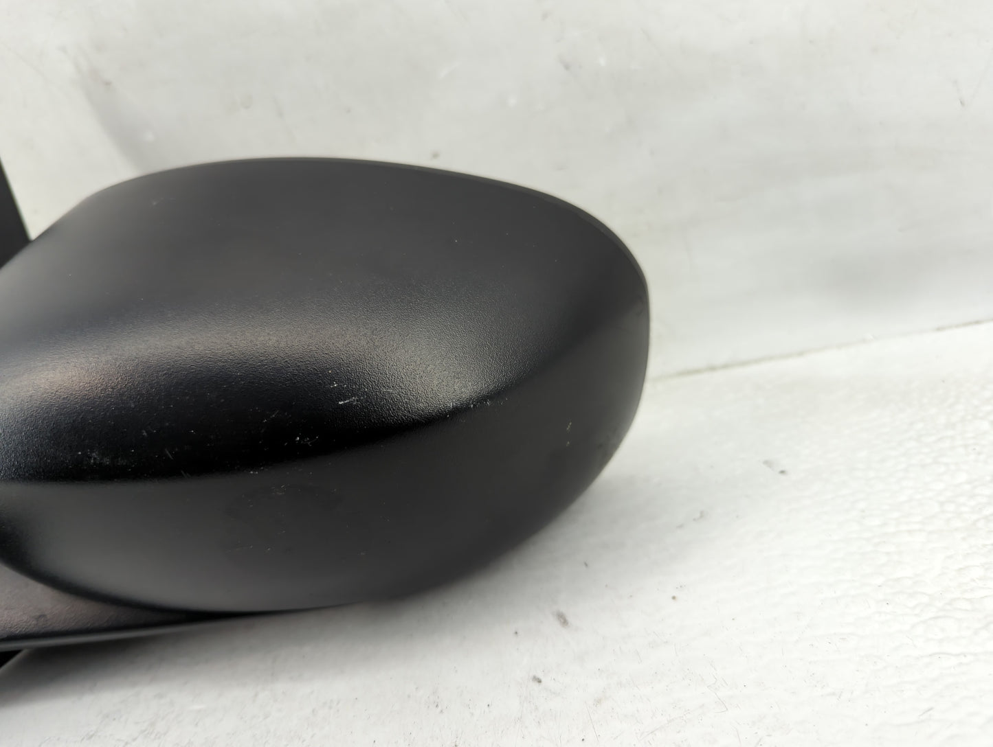 2006-2010 Dodge Charger Driver Side View Mirror - Left Door Mirror OEM Used - Oemusedautoparts1.com