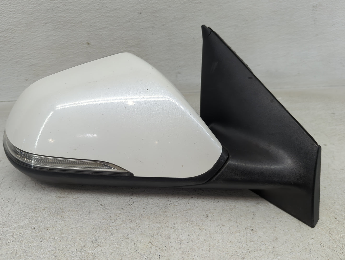 2006-2010 Dodge Charger Passenger Side View Mirror - Right Door Mirror OEM Used - Oemusedautoparts1.com