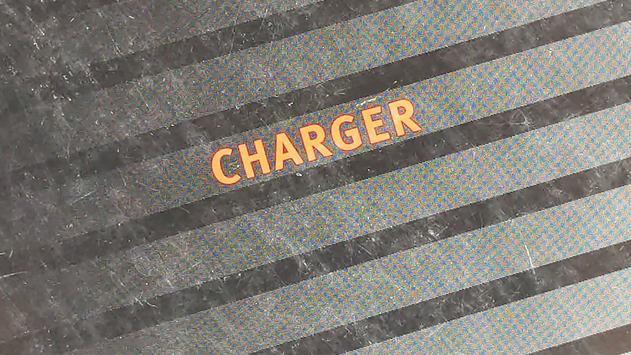 2009 Dodge Charger Owners Manual Book Guide OEM Used Auto Parts - Oemusedautoparts1.com