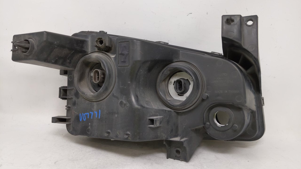 2008-2010 Dodge Charger Driver Left Oem Head Light Headlight Lamp - Oemusedautoparts1.com