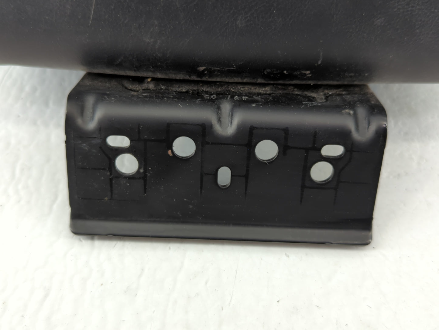 2008-2010 Dodge Charger Center Console Armrest Cover Lid Black - Oemusedautoparts1.com