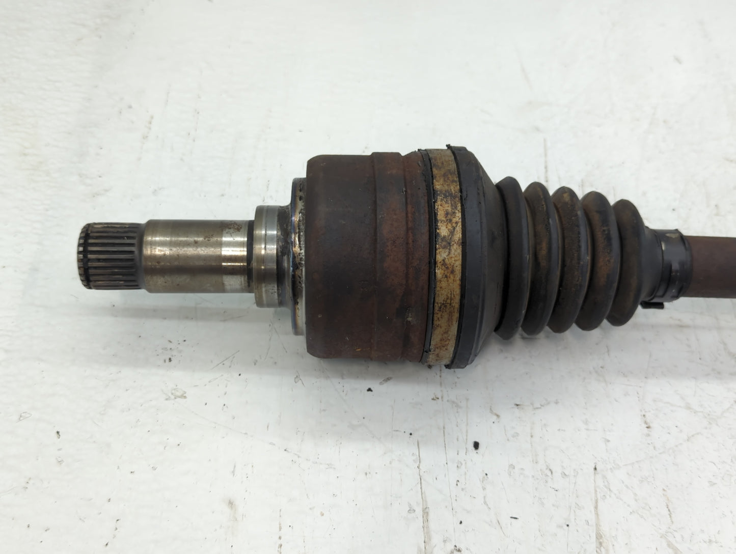 2009-2010 Dodge Charger Axle Shaft Front Driver Cv C/v - Oemusedautoparts1.com