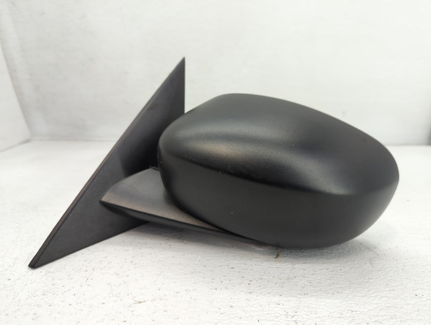 2006-2010 Dodge Charger Driver Side View Mirror - Left Door Mirror OEM Used - Oemusedautoparts1.com