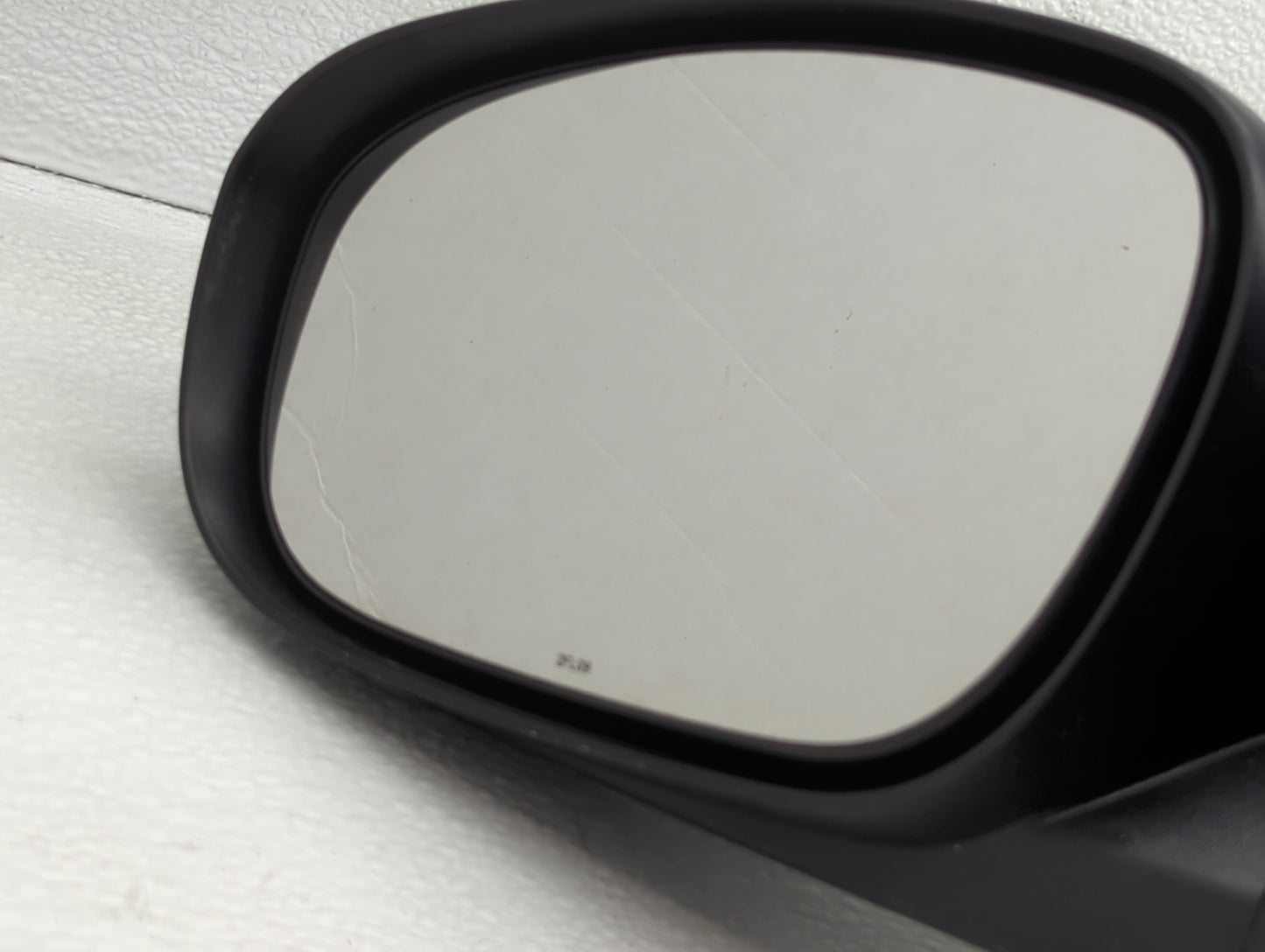 2006-2010 Dodge Charger Driver Side View Mirror - Left Door Mirror OEM Used - Oemusedautoparts1.com