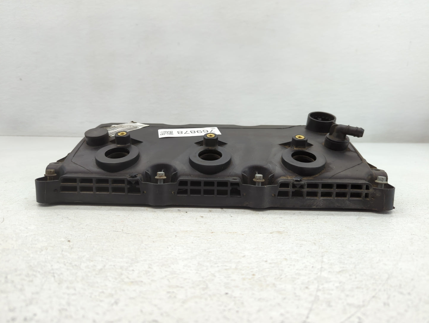 2009 Dodge Charger Driver Left Cylinder Head Valve Cover P/N:259800277 Fits OEM Used Auto Parts - Oemusedautoparts1.com