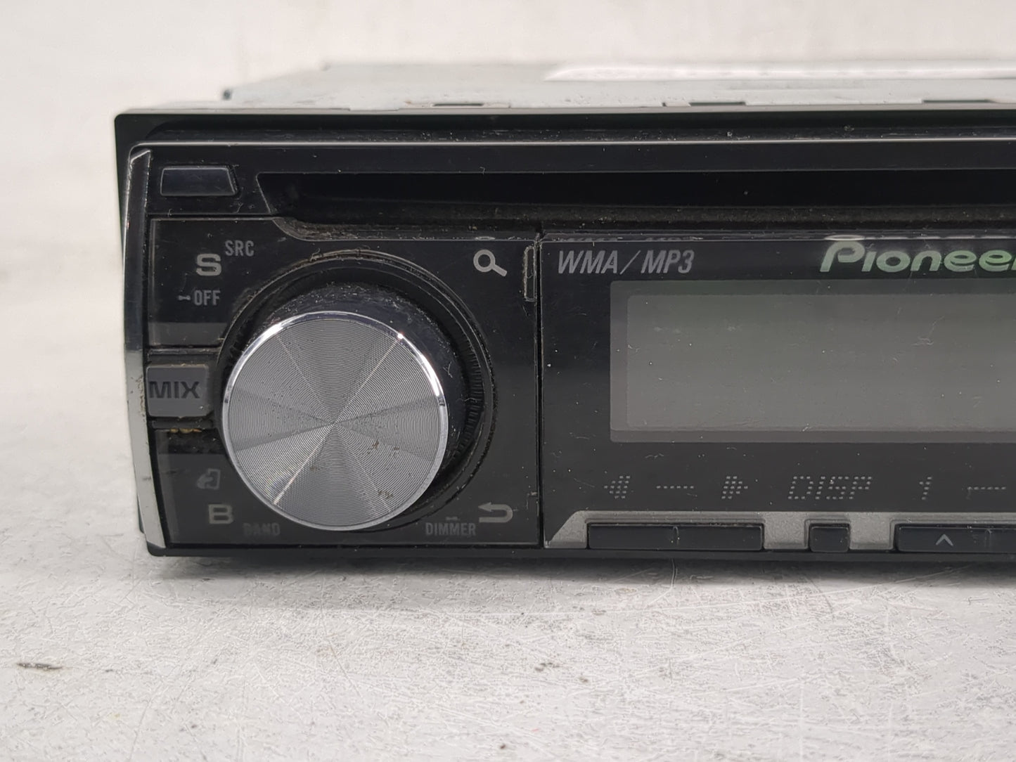 2009 Dodge Durango Radio AM FM Cd Player Receiver Replacement Fits OEM Used Auto Parts - Oemusedautoparts1.com