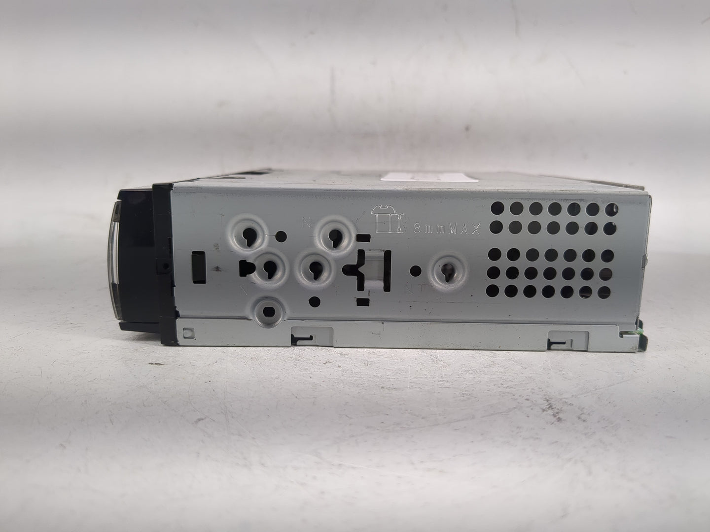 2009 Dodge Durango Radio AM FM Cd Player Receiver Replacement Fits OEM Used Auto Parts - Oemusedautoparts1.com