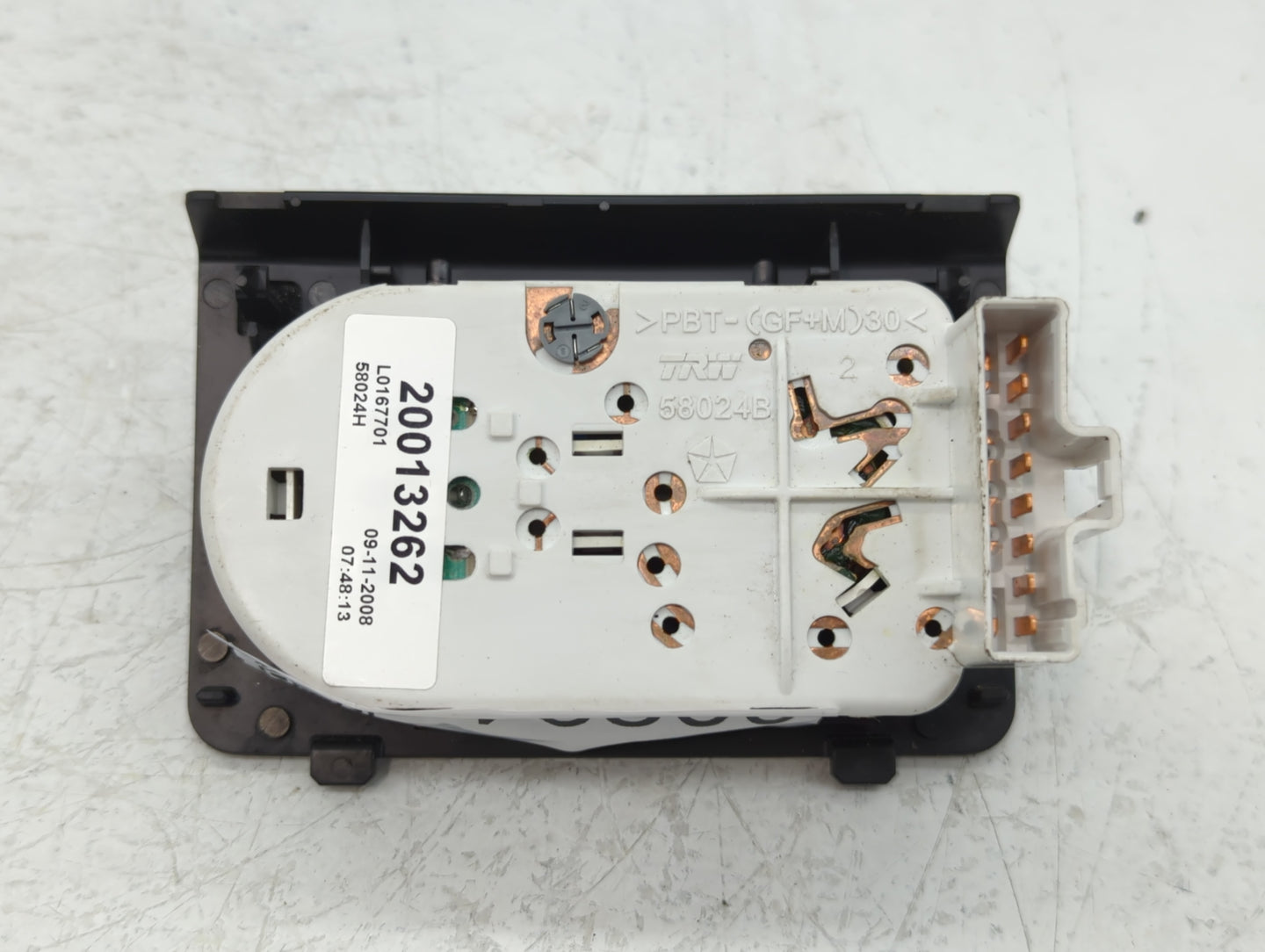 2004-2009 Dodge Durango Climate Control Module Temperature AC/Heater Replacement P/N:20013262 Fits OEM Used Auto Parts - Oem