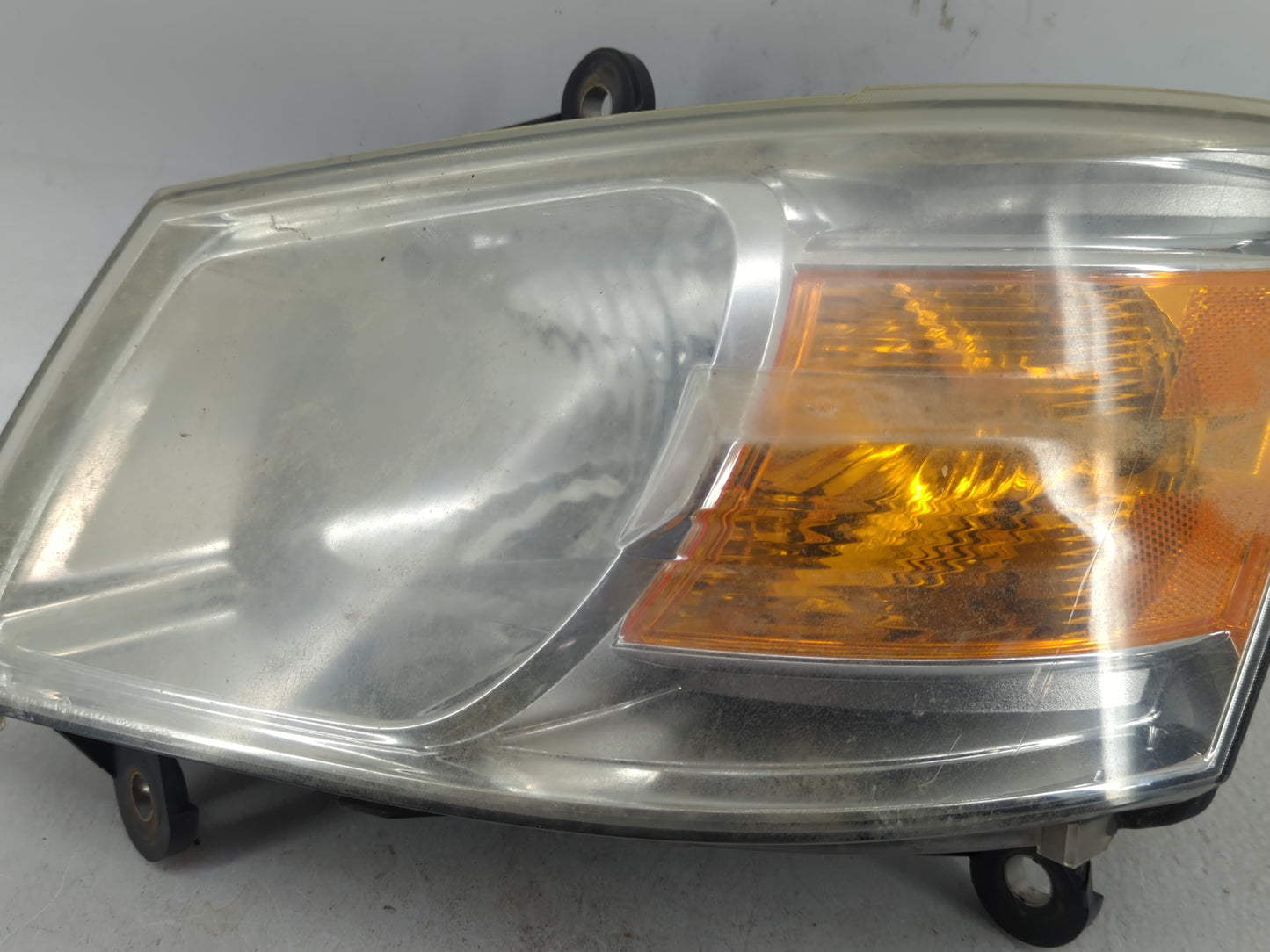 2008-2010 Dodge Grand Caravan Driver Left Oem Head Light Headlight Lamp - Oemusedautoparts1.com
