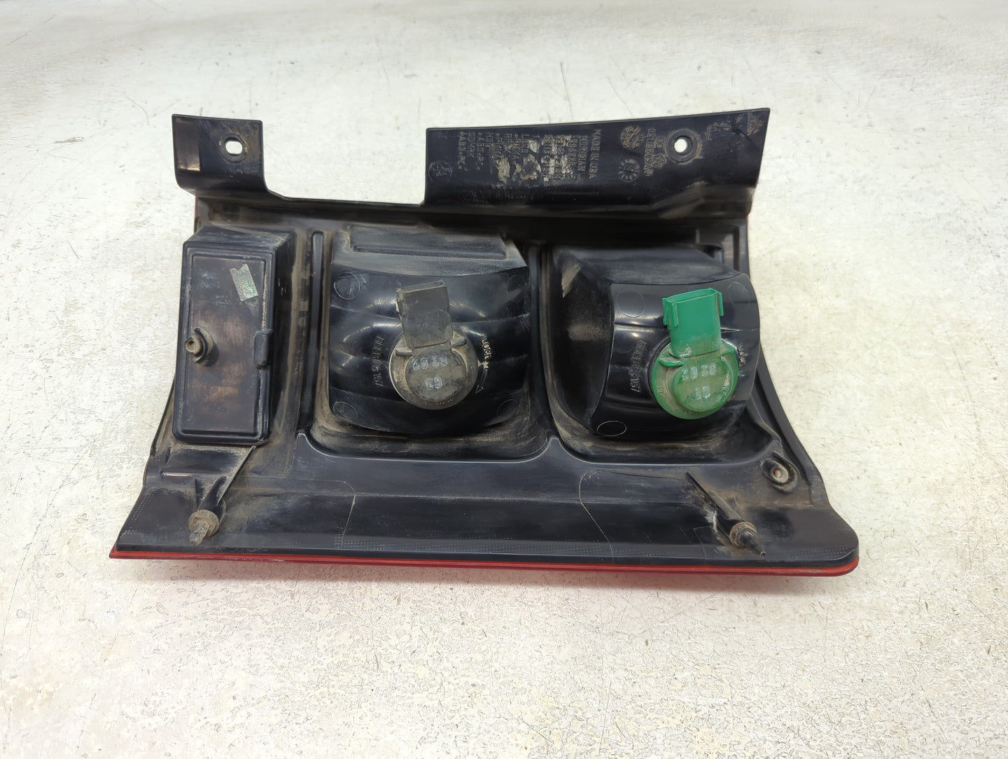 2008-2010 Dodge Grand Caravan Tail Light Assembly Driver Left OEM P/N:05113205AB Fits Fits 2008 2009 2010 OEM Used Auto Part