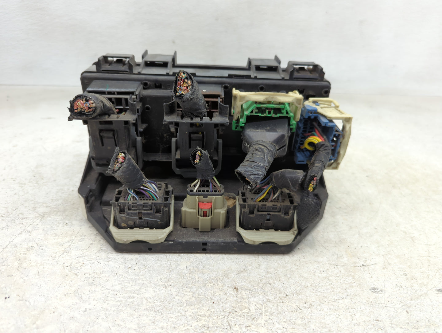 2009-2009 Dodge Grand Caravan Fusebox Fuse Box Relay Module Tipm - Oemusedautoparts1.com