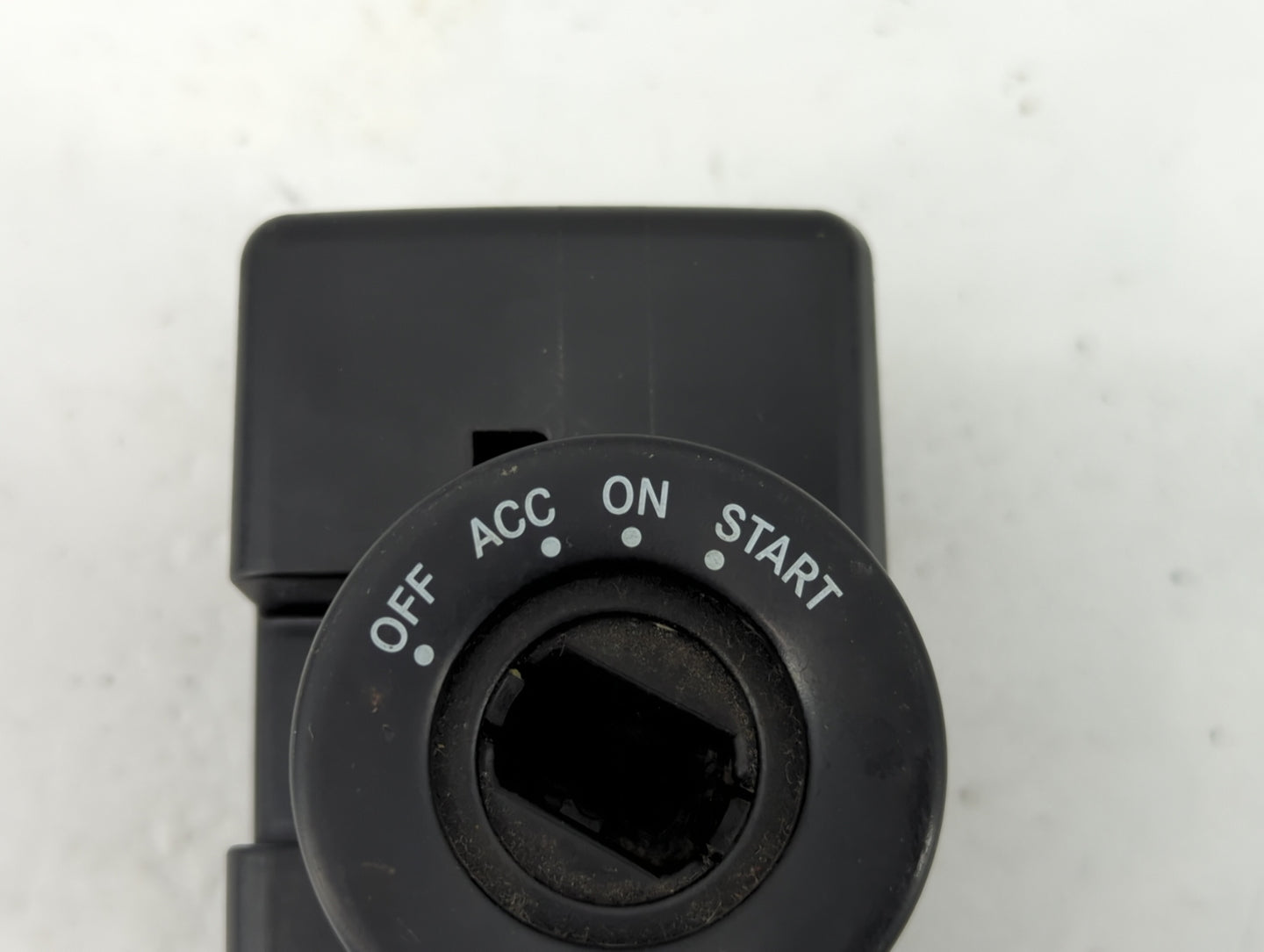 2009-2009 Dodge Grand Caravan Ignition Switch Oem 1272993 - Oemusedautoparts1.com