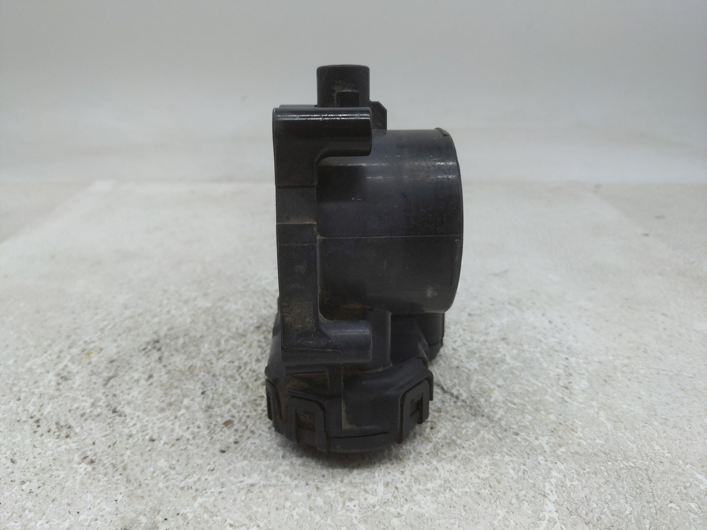 2008-2010 Dodge Grand Caravan Throttle Body Fits Fits 2008 2009 2010 2011 OEM Used Auto Parts - Oemusedautoparts1.com