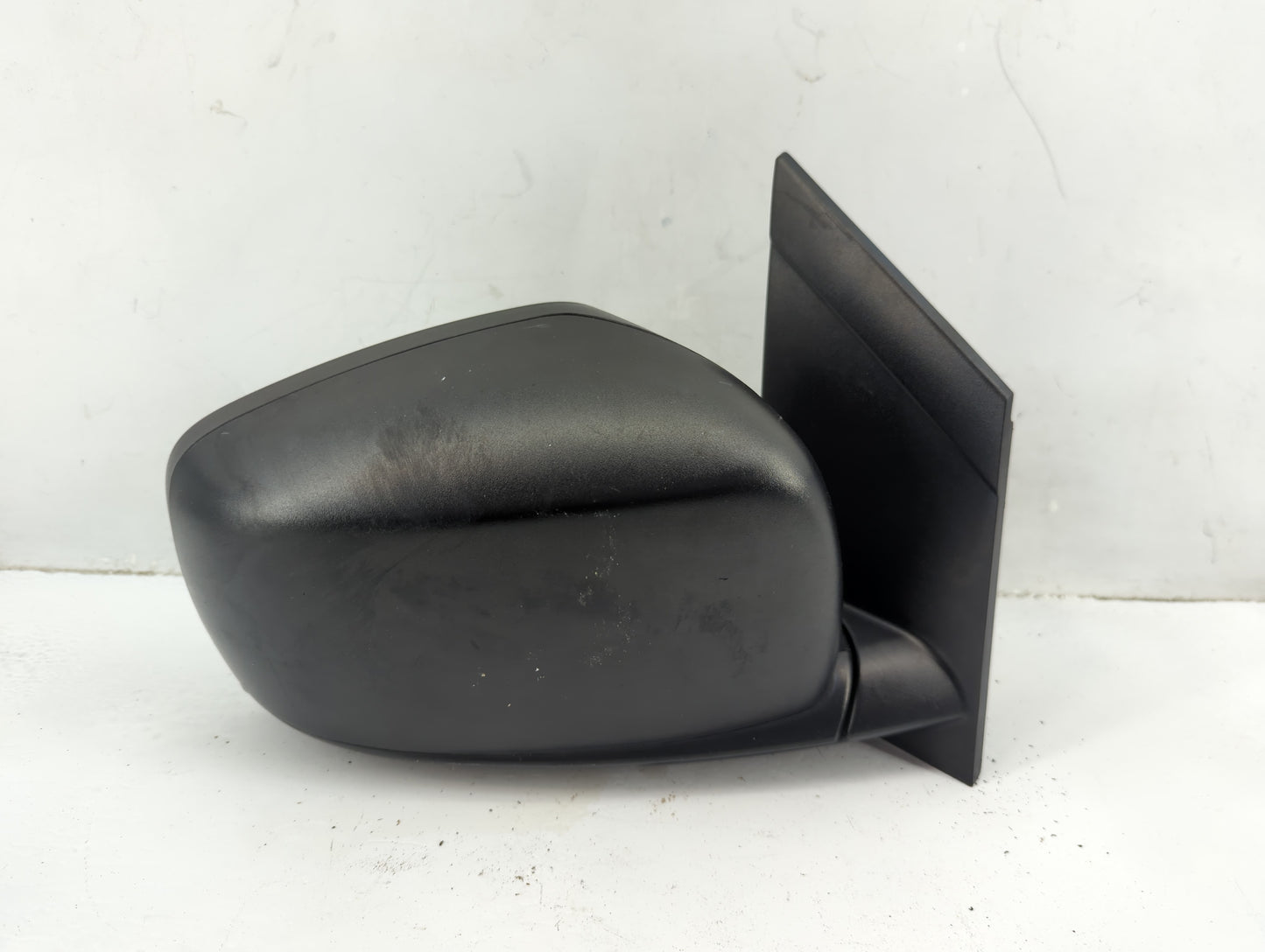 2008-2010 Dodge Grand Caravan Passenger Side View Mirror - Right Door Mirror OEM Used - Oemusedautoparts1.com