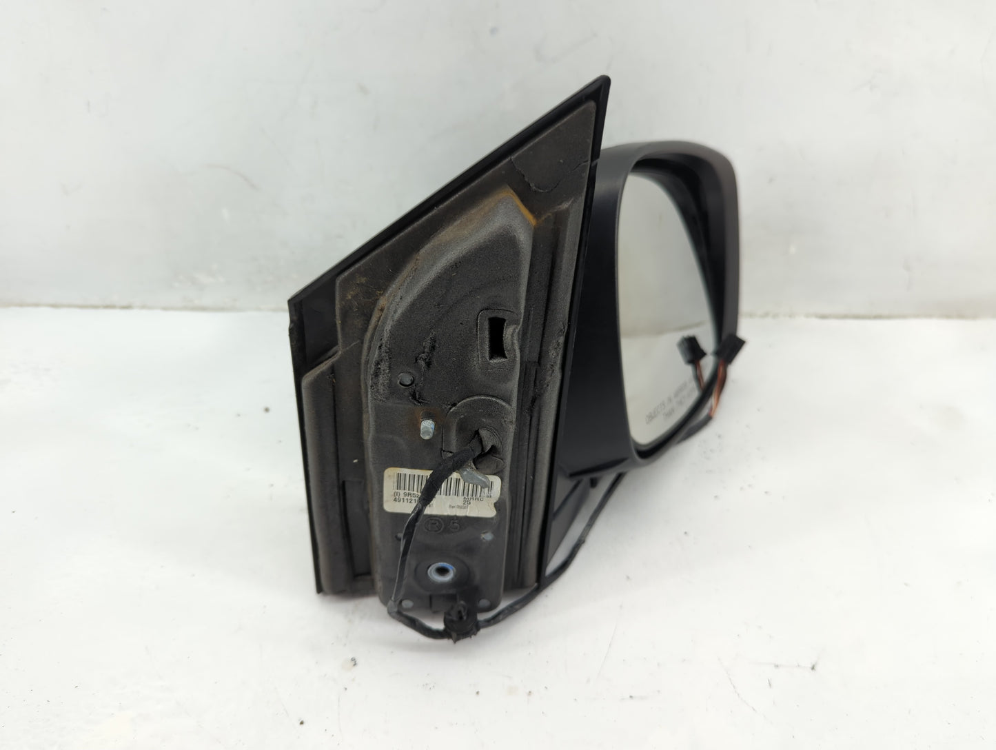 2008-2010 Dodge Grand Caravan Passenger Side View Mirror - Right Door Mirror OEM Used - Oemusedautoparts1.com