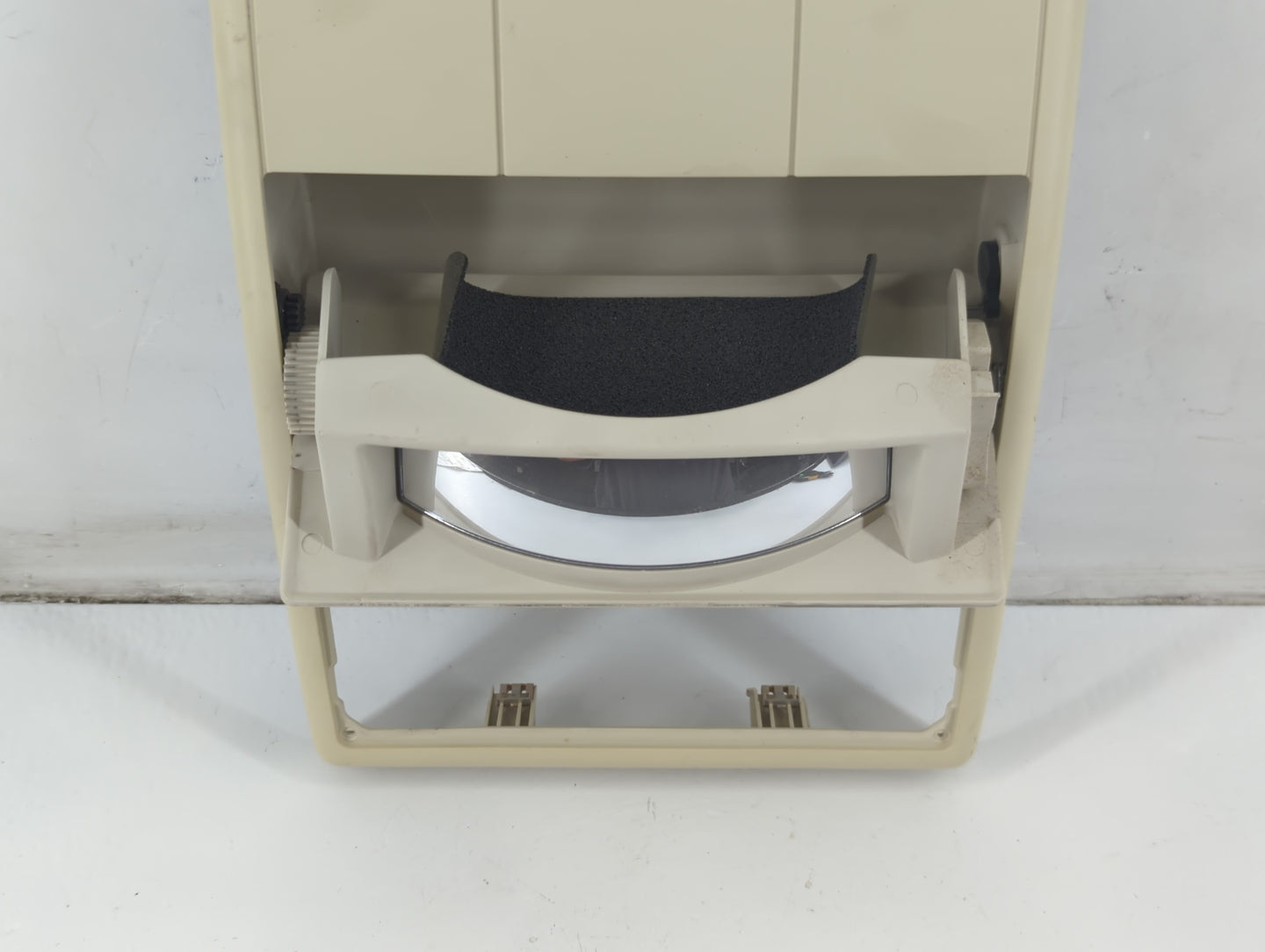 2009 Dodge Journey Overhead Roof Console - Oemusedautoparts1.com