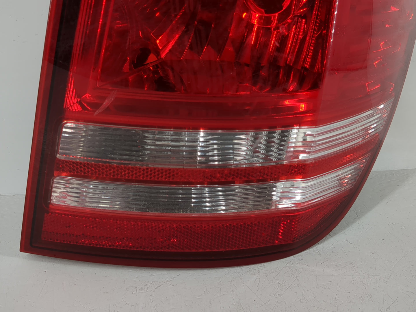 2009 Dodge Journey Tail Light Assembly Passenger Right OEM P/N:05116290AD BL04AF7374 Fits OEM Used Auto Parts - Oemusedautop
