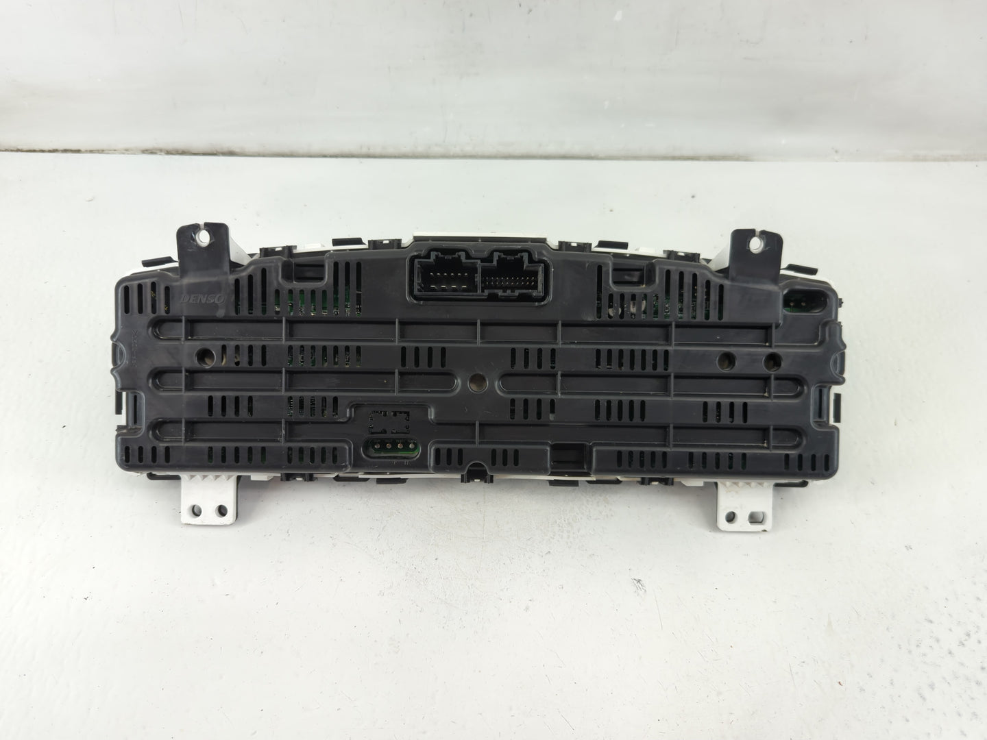 2009 Dodge Journey Instrument Cluster Speedometer Gauges P/N:>PP-TD20< Fits OEM Used Auto Parts - Oemusedautoparts1.com