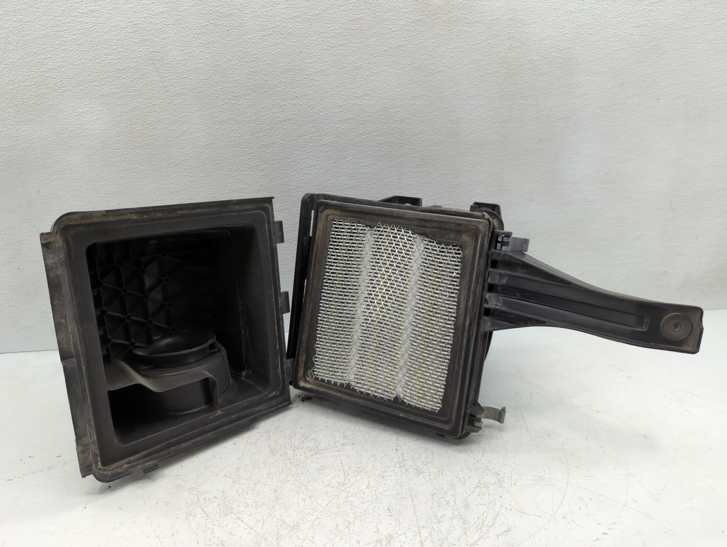 2009-2020 Dodge Journey Air Cleaner Intake-duct Hose Tube - Oemusedautoparts1.com