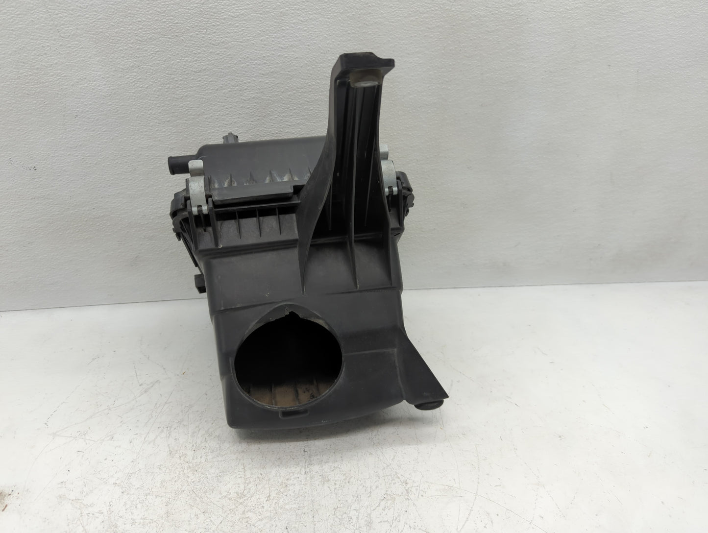 2009-2020 Dodge Journey Air Cleaner Intake-duct Hose Tube - Oemusedautoparts1.com