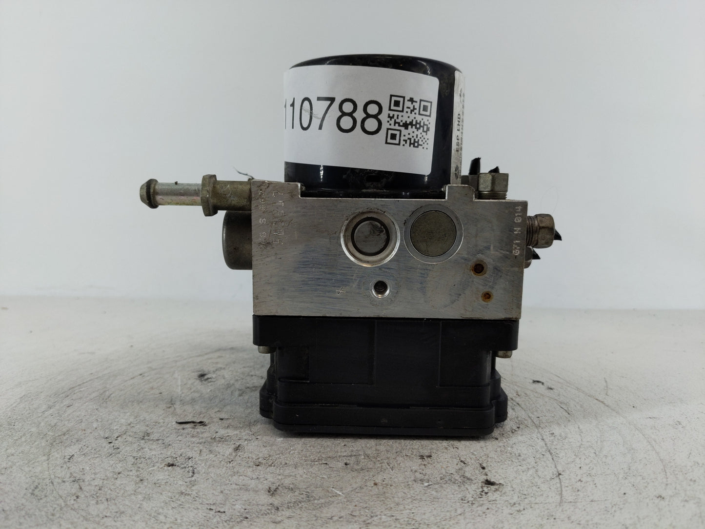 2009 Dodge Journey ABS Pump Control Module Replacement P/N:P04743821AH Fits OEM Used Auto Parts - Oemusedautoparts1.com