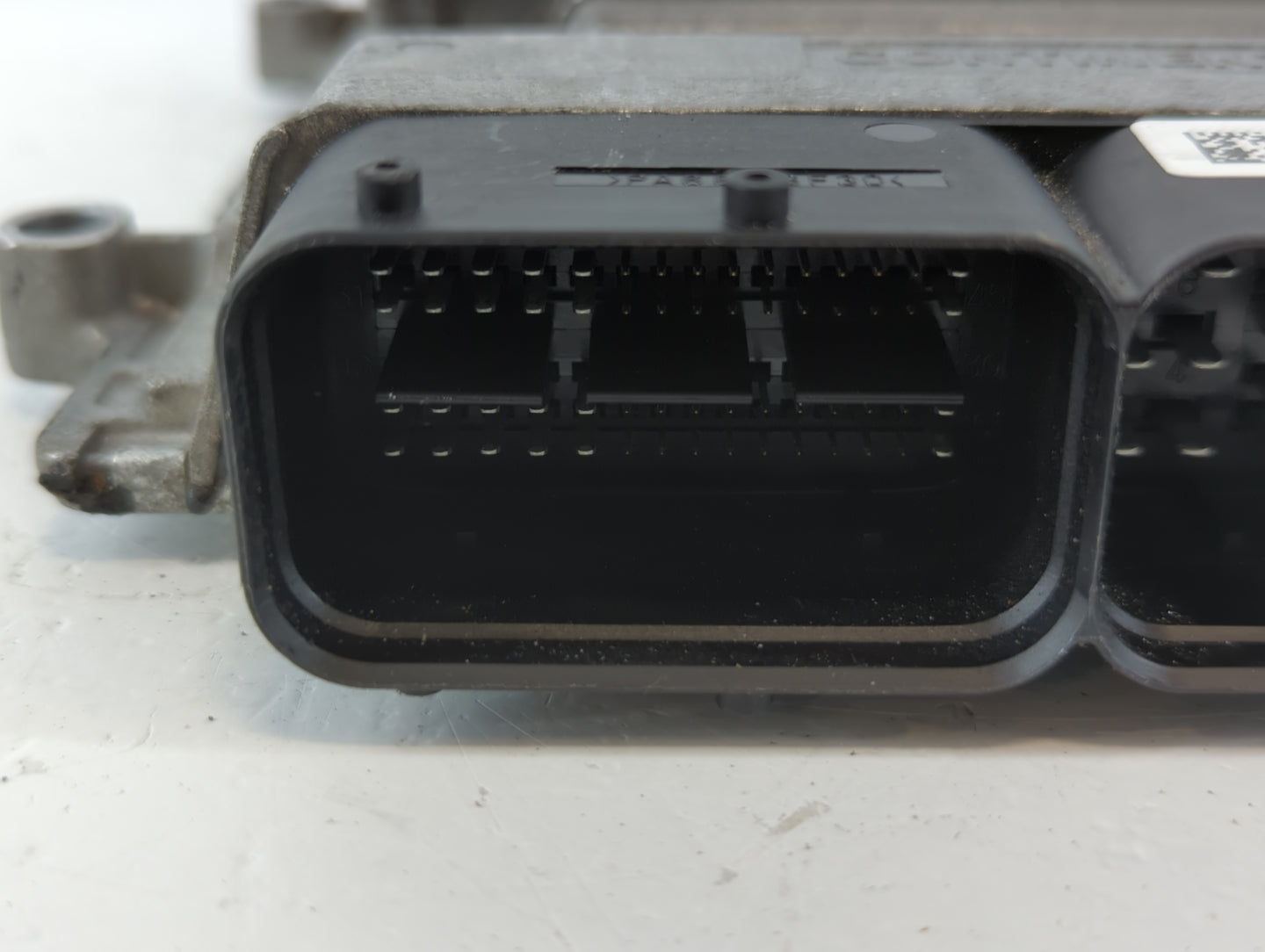 2009-2010 Dodge Journey PCM Engine Control Computer ECU ECM PCU OEM P/N:39105-2G913 39155-2G913 Fits Fits 2007 2008 2009 201