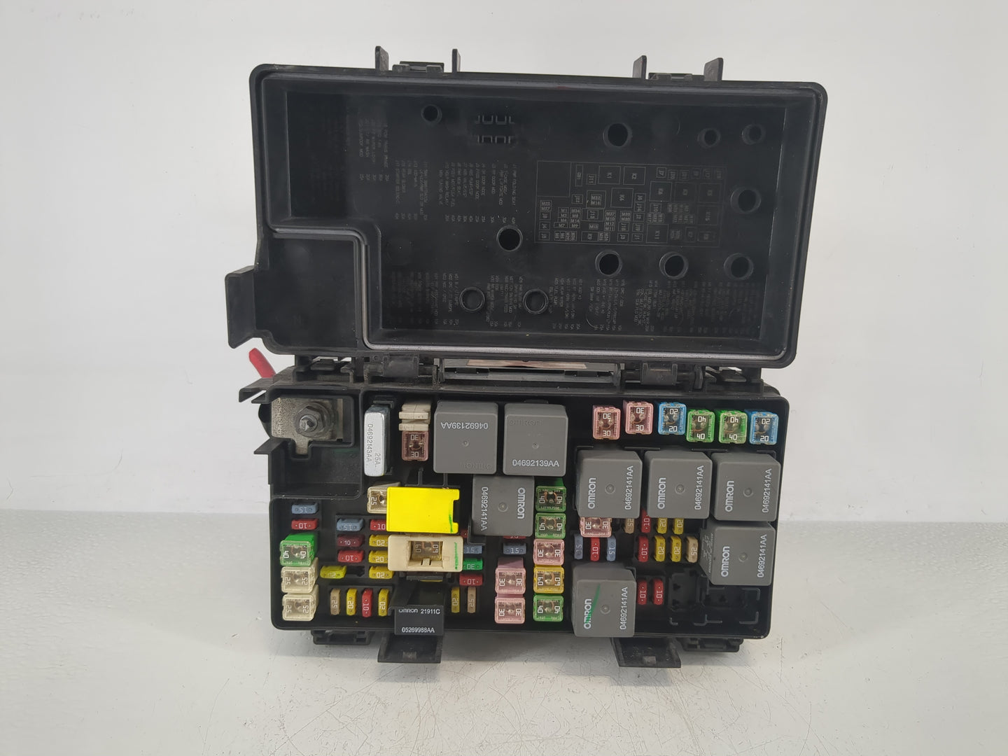 Dodge Journey Fusebox Fuse Box Relay Module Tipm - Oemusedautoparts1.com
