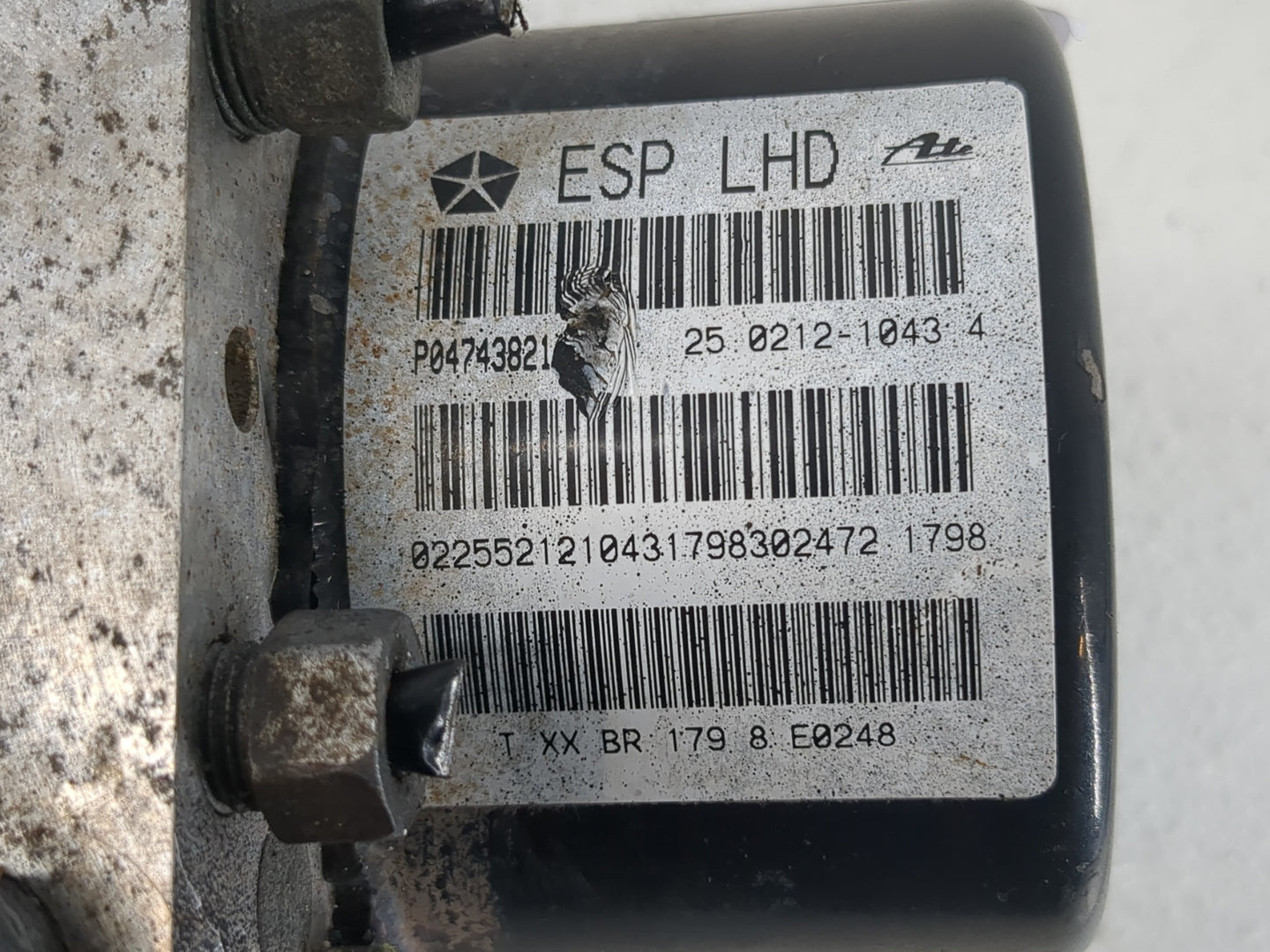 2009 Dodge Journey ABS Pump Control Module Replacement P/N:P04743821 Fits OEM Used Auto Parts - Oemusedautoparts1.com