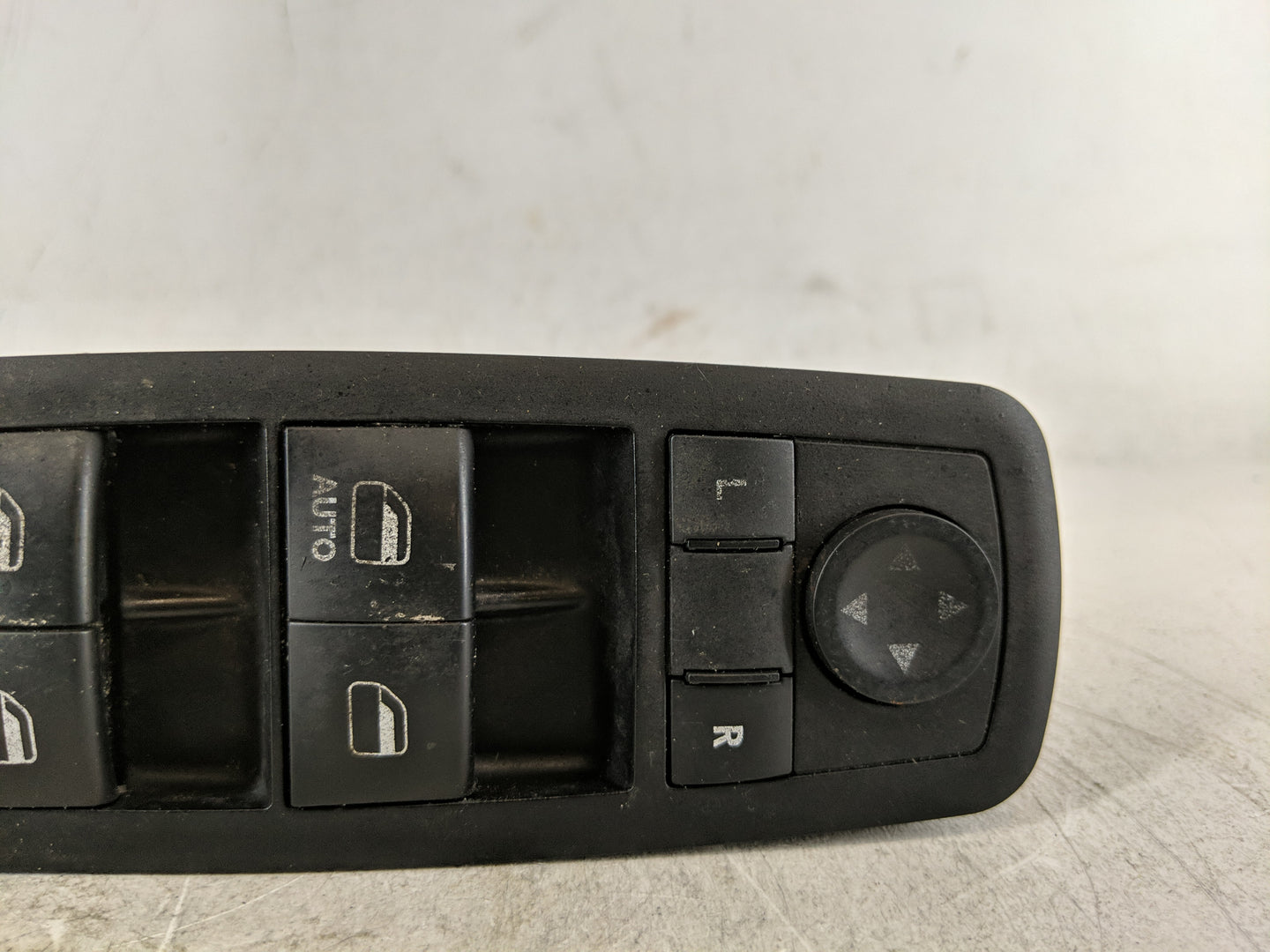 2009 Dodge Journey Master Power Window Switch Replacement Driver Side Left P/N:901-482 Fits OEM Used Auto Parts - Oemusedaut