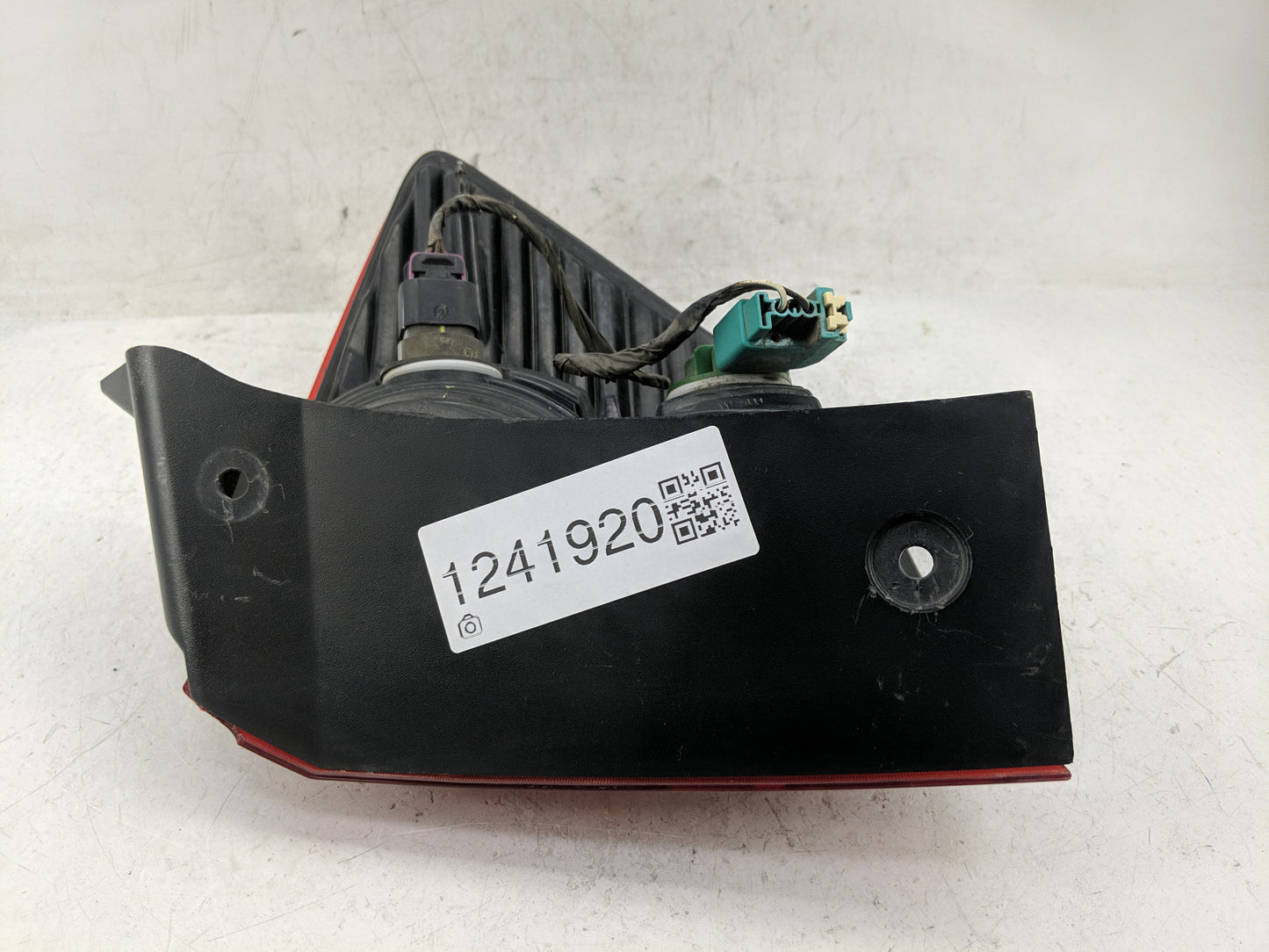 2009 Dodge Journey Tail Light Assembly Driver Left OEM Fits OEM Used Auto Parts - Oemusedautoparts1.com