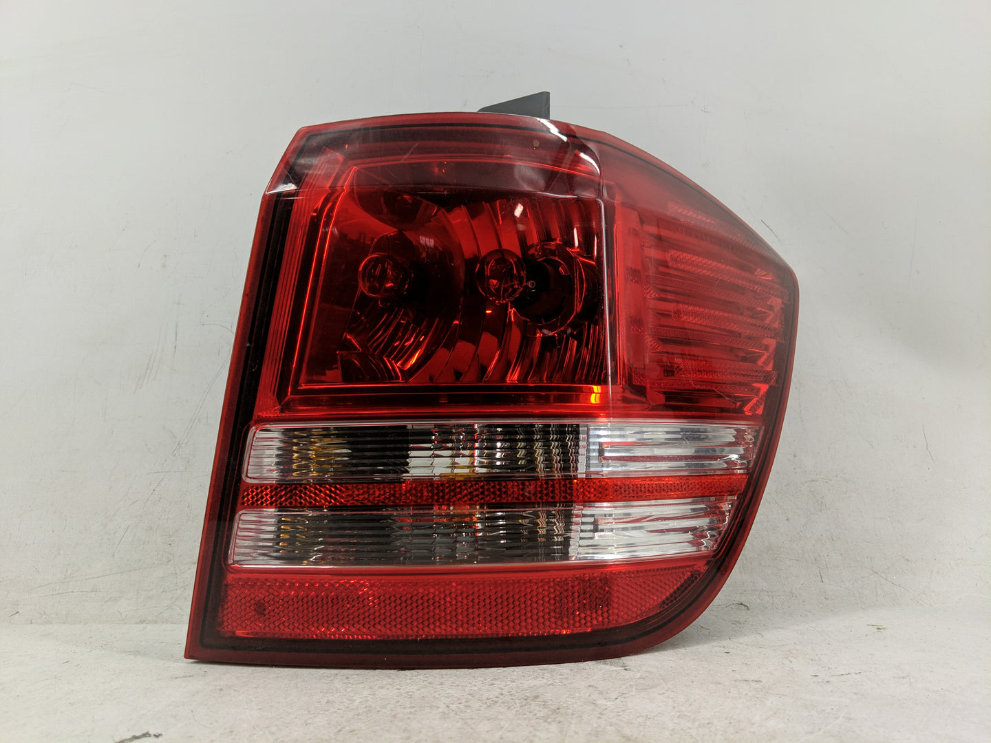 2009 Dodge Journey Tail Light Assembly Passenger Right OEM Fits OEM Used Auto Parts - Oemusedautoparts1.com