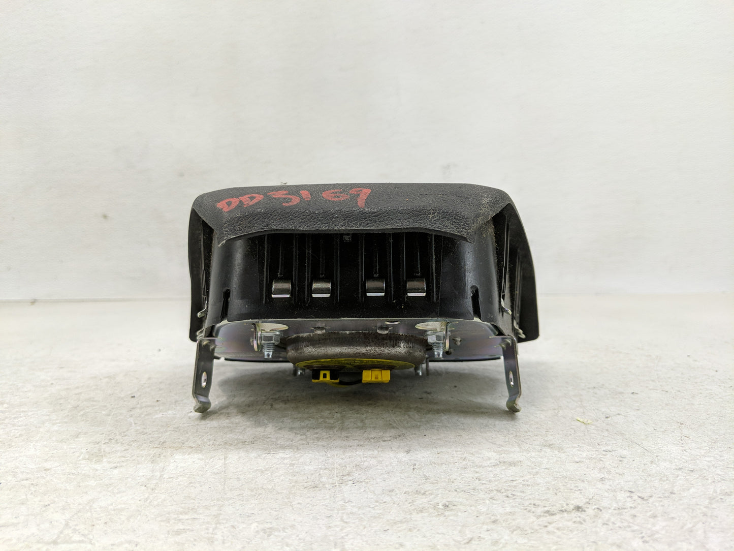 2009 Dodge Journey Air Bag Driver Left Steering Wheel Mounted Black - Oemusedautoparts1.com