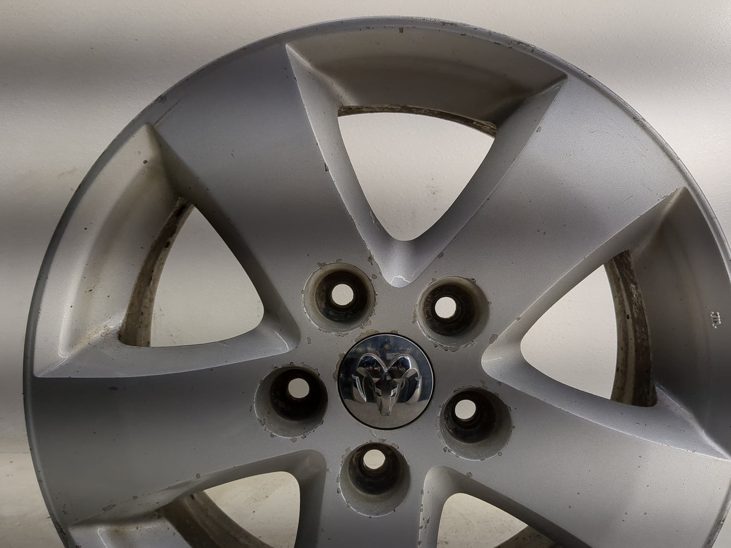 2009-2010 Dodge Journey Oem Wheel Rim 1264629 - Oemusedautoparts1.com