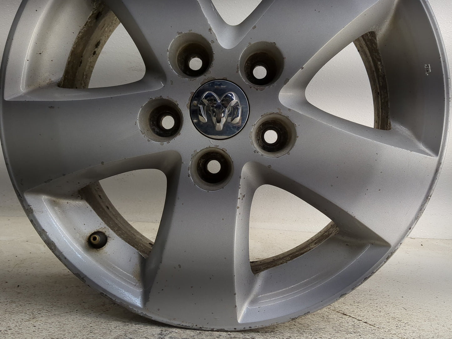 2009-2010 Dodge Journey Oem Wheel Rim 1264629 - Oemusedautoparts1.com