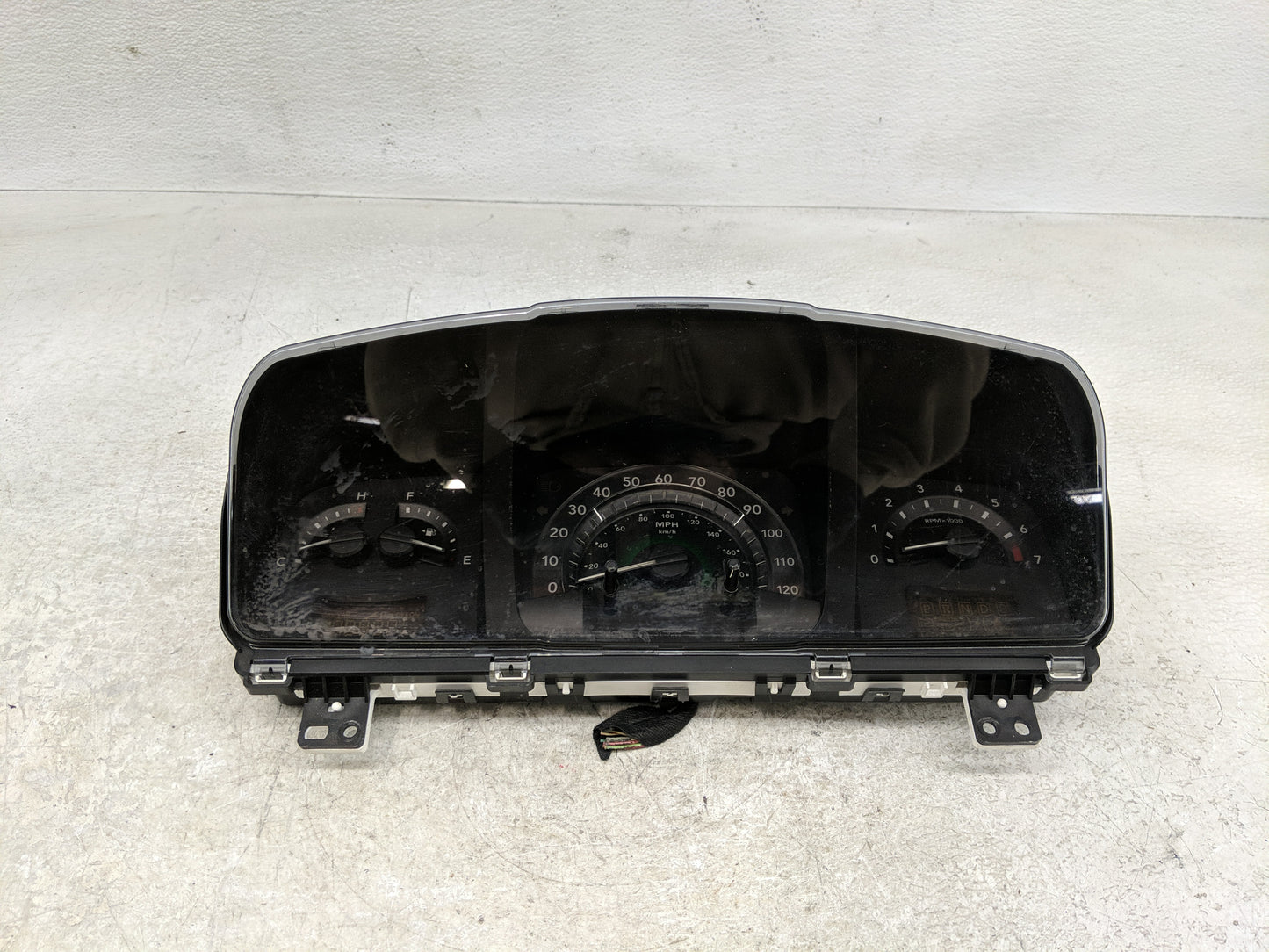 2009 Dodge Journey Instrument Cluster Speedometer Gauges P/N:P05172539AD Fits OEM Used Auto Parts - Oemusedautoparts1.com