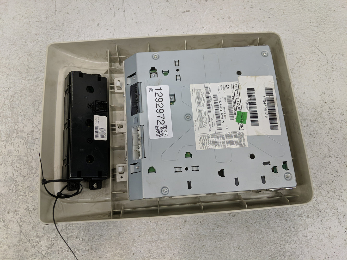 2009 Dodge Journey Information Display Screen - Oemusedautoparts1.com