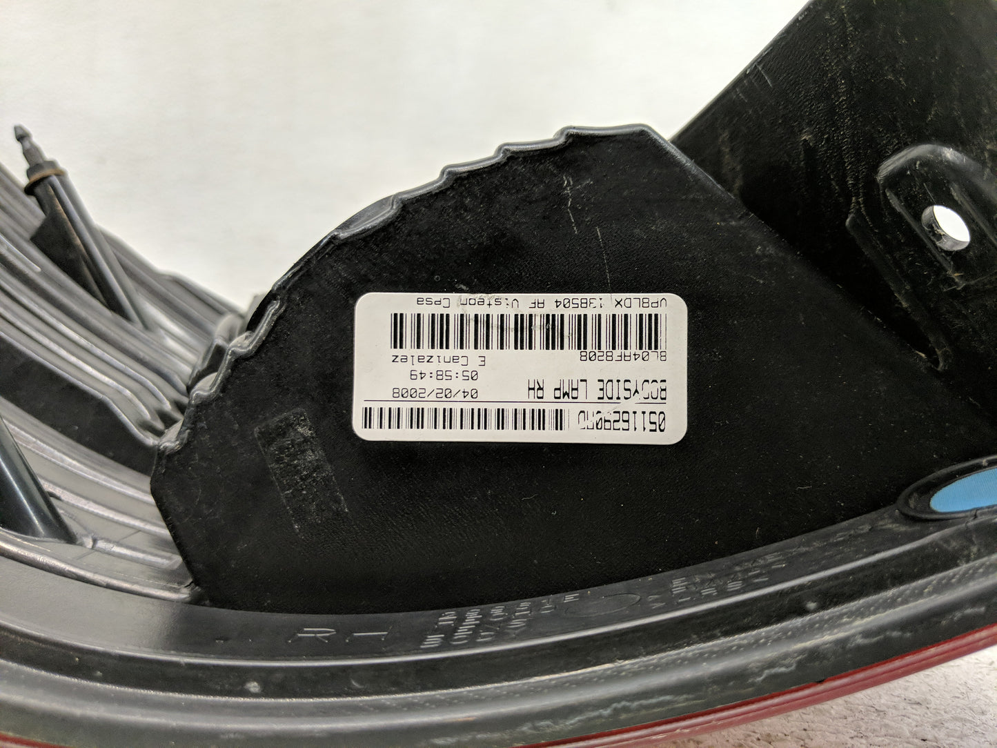2009 Dodge Journey Tail Light Assembly Passenger Right OEM P/N:8LDX-13B504-A Fits OEM Used Auto Parts - Oemusedautoparts1.co